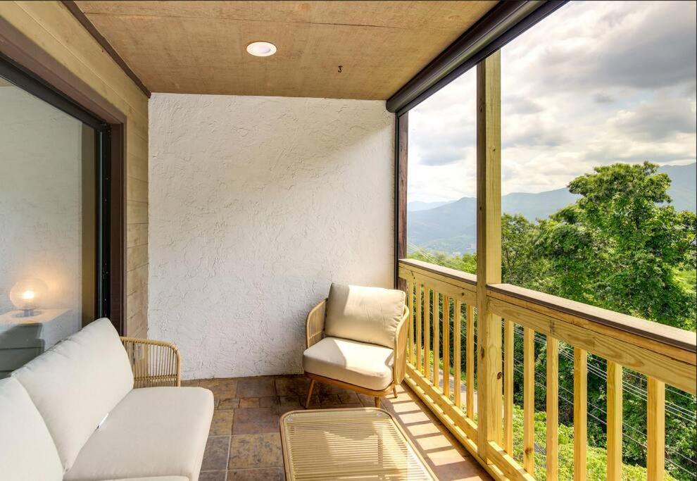 蓋特林堡Lux Retro Getaway W/ Ober & Smoky Mtn Views!别墅 外观 照片