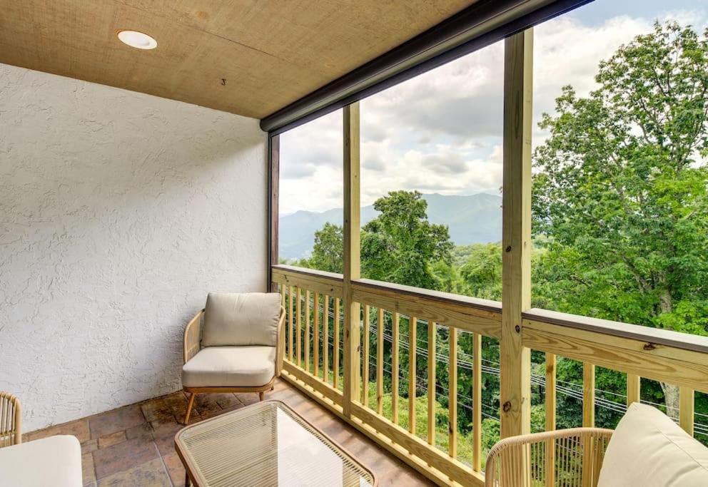 蓋特林堡Lux Retro Getaway W/ Ober & Smoky Mtn Views!别墅 外观 照片