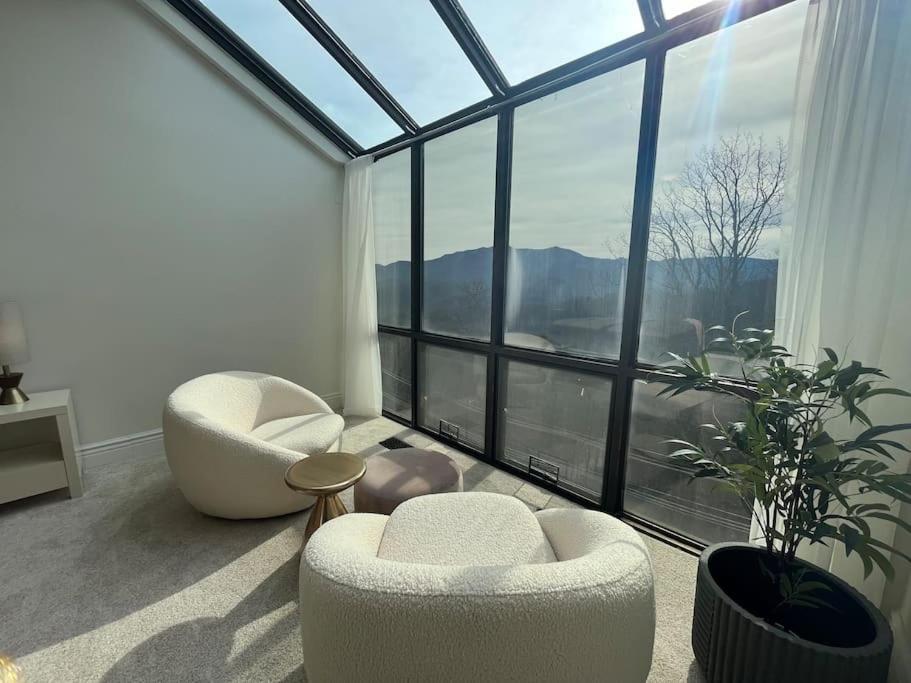 蓋特林堡Lux Retro Getaway W/ Ober & Smoky Mtn Views!别墅 外观 照片